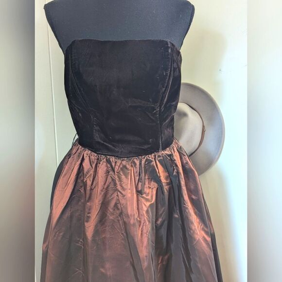 VTGa 70s 80s 11/12 Strapless Velvet Ball Gown Whimsigoth Fairycore Romantic - Picture 3 of 10